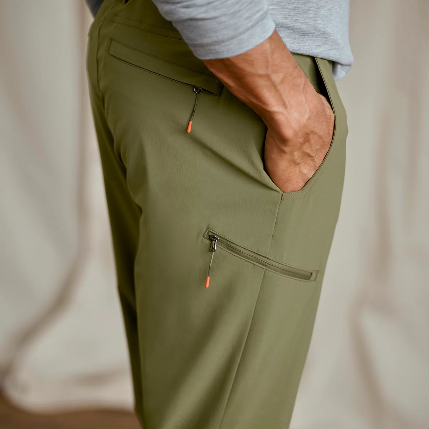 Jackson Quick-Dry Regular Fit Pants / Orvis