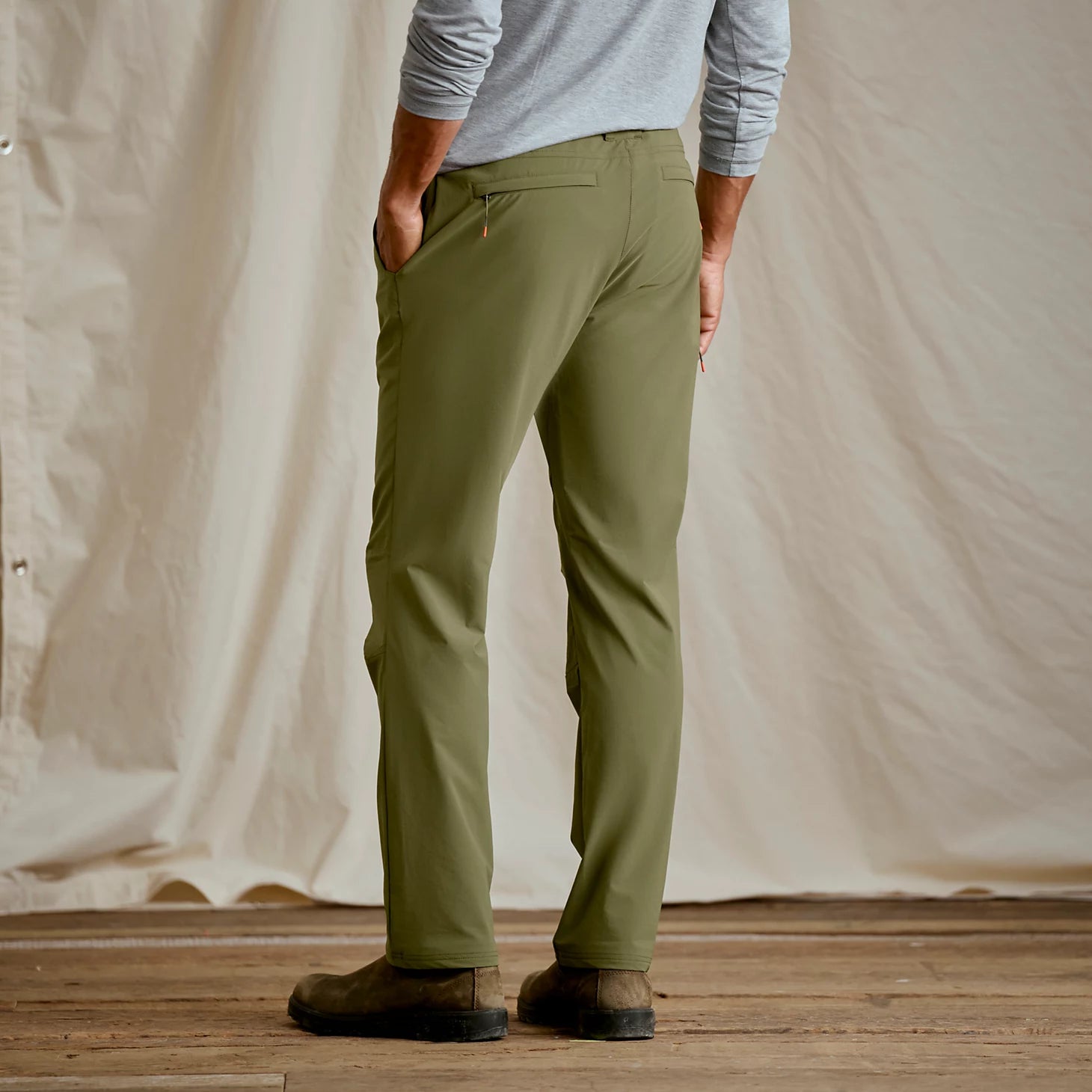 Jackson Quick-Dry Regular Fit Pants / Orvis