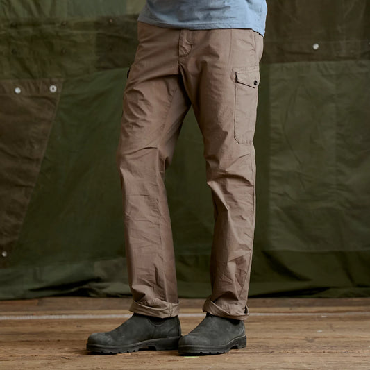 Men's 1856 Stretch Poplin Regular Fit Cargo Pants / Orvis