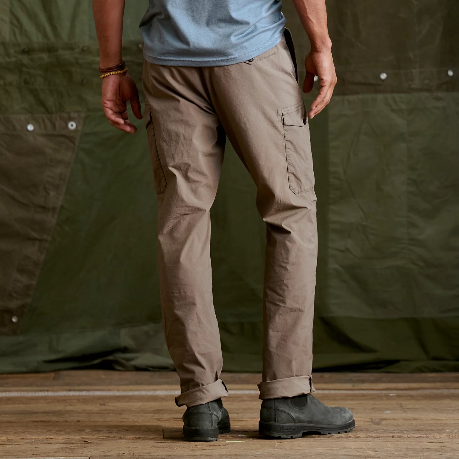 Men's 1856 Stretch Poplin Regular Fit Cargo Pants / Orvis