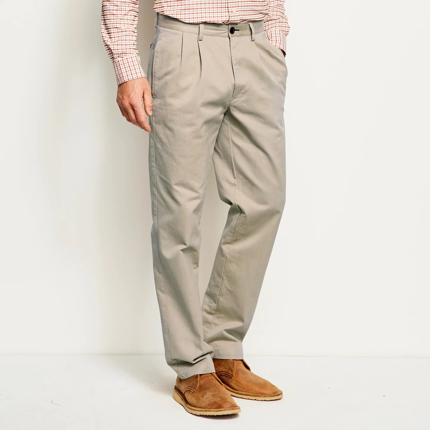 Ultimate Khakis Pleated Front Pants / Orvis