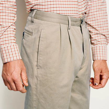 Ultimate Khakis Pleated Front Pants / Orvis