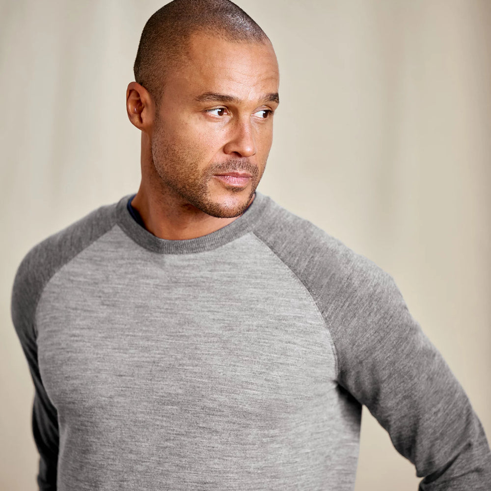 Lightweight Merino Crewneck Sweater / Orvis