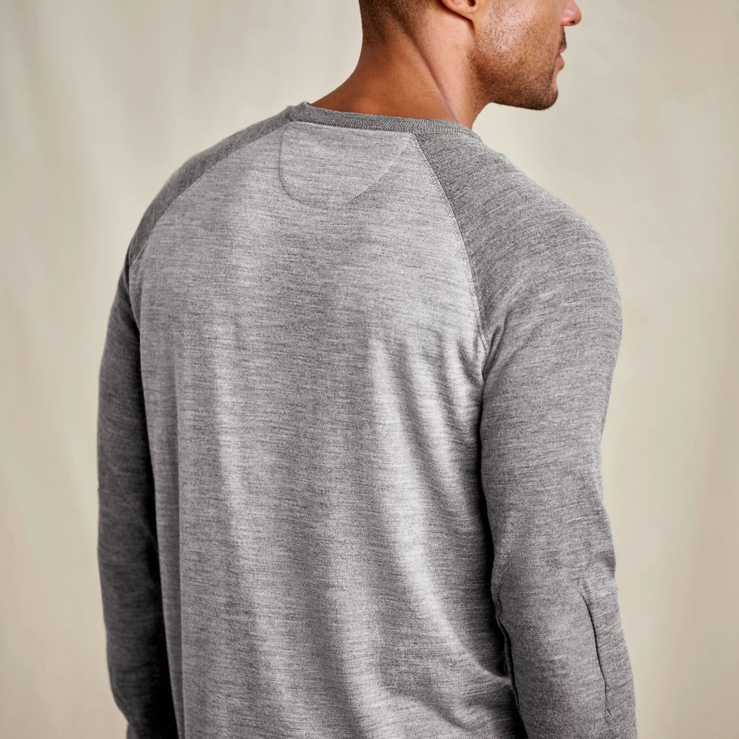 Lightweight Merino Crewneck Sweater / Orvis