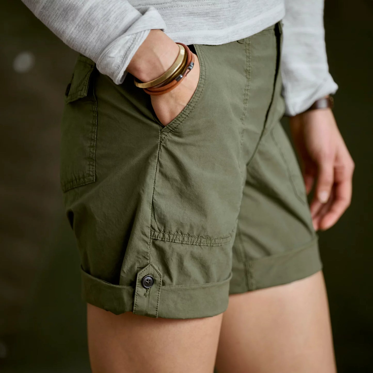 Women's 1856 Stretch Poplin 9" Utility Shorts / Orvis