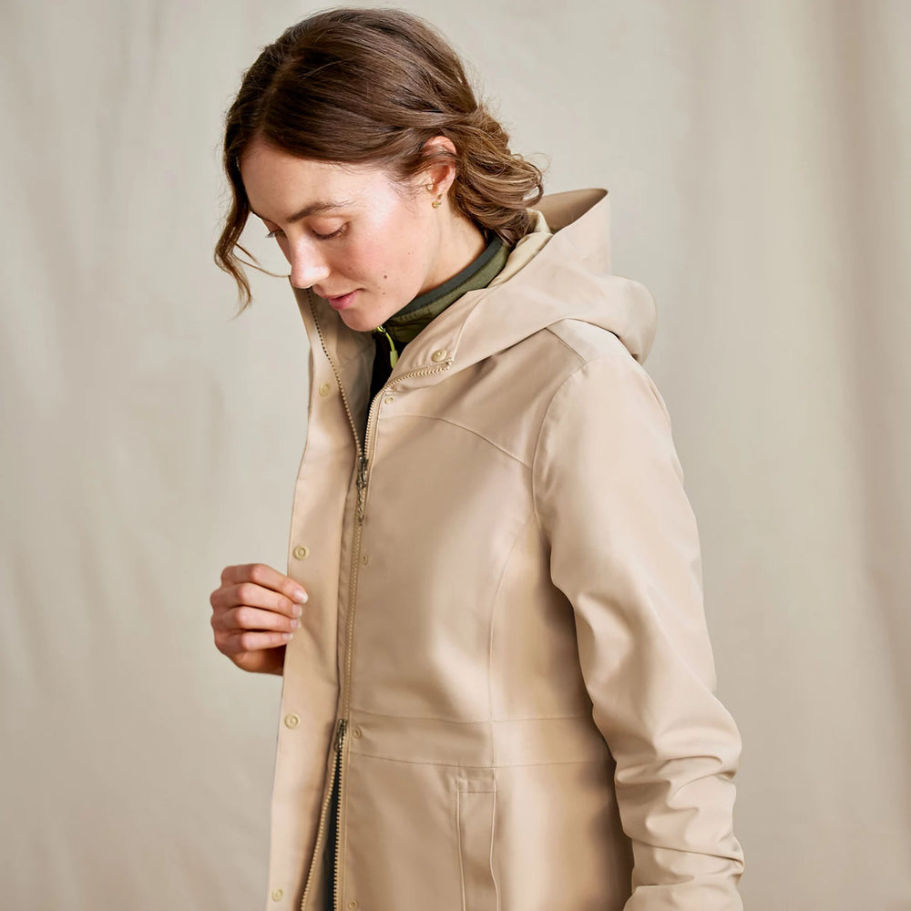Women's Outbound Pack & Go Waterproof Parka / Orvis