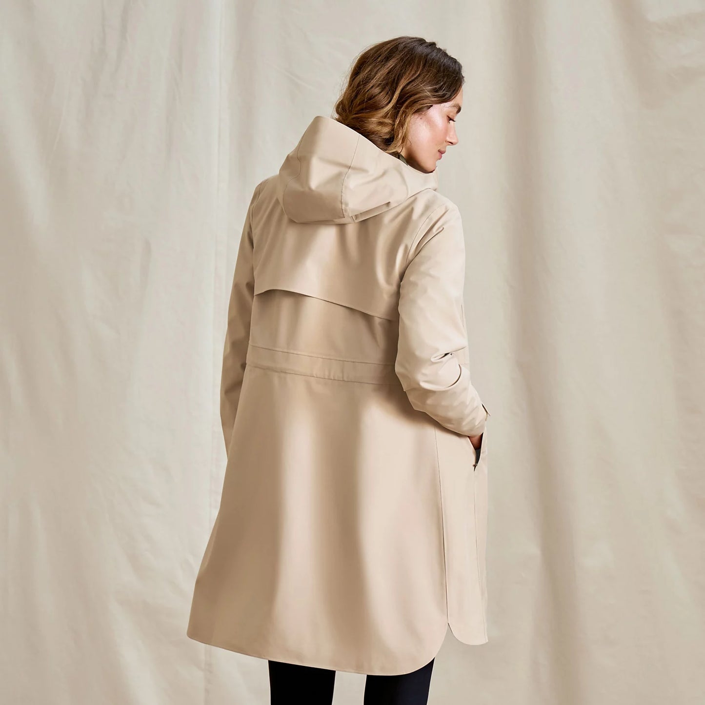 Women's Outbound Pack & Go Waterproof Parka / Orvis