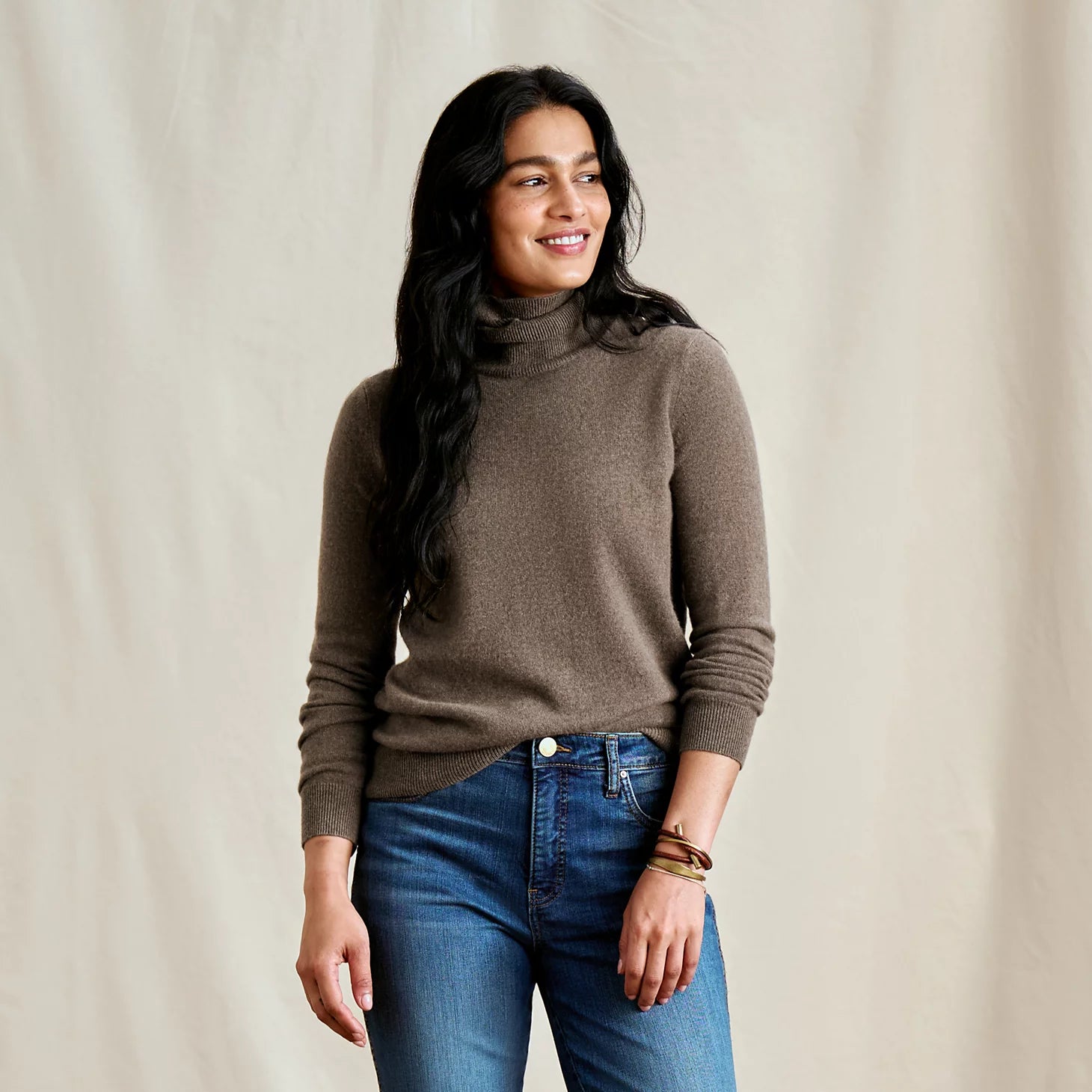 Classic Cashmere Turtleneck / Orvis