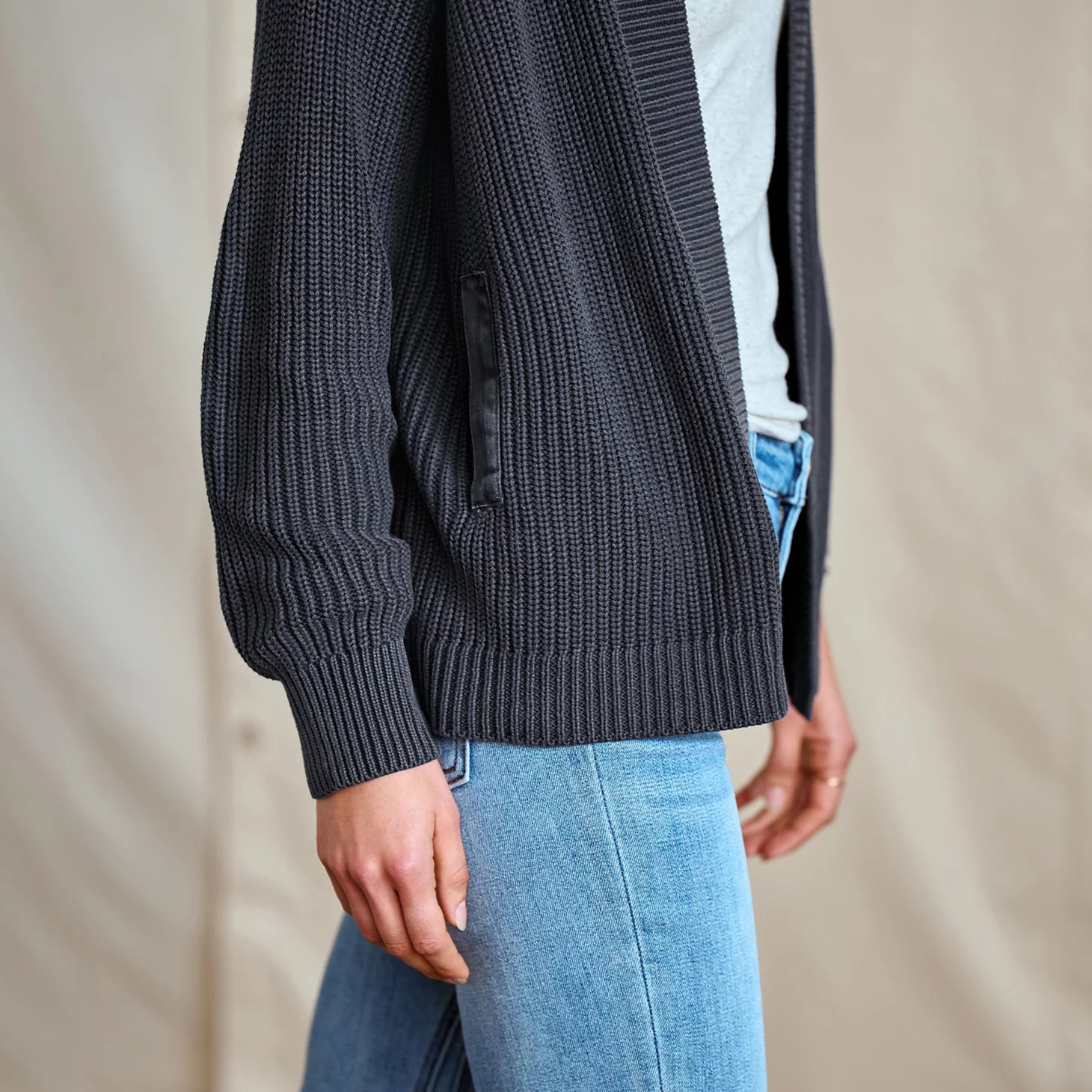 Sun-Faded Cardigan / Orvis