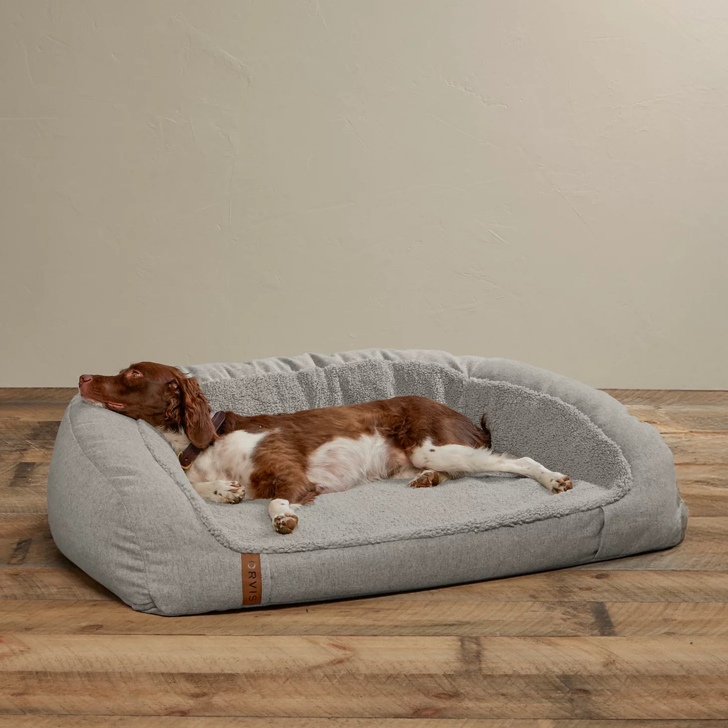 FleeceLock® Memory Foam Couch Dog Bed / Orvis